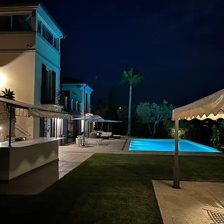 Fabulous Italian With Panoramic Sea View *