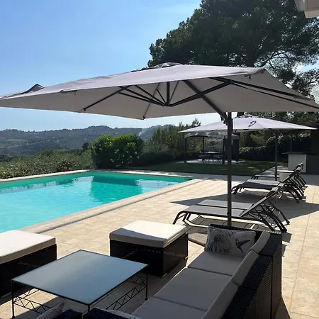 Fabulous Italian With Panoramic Sea View