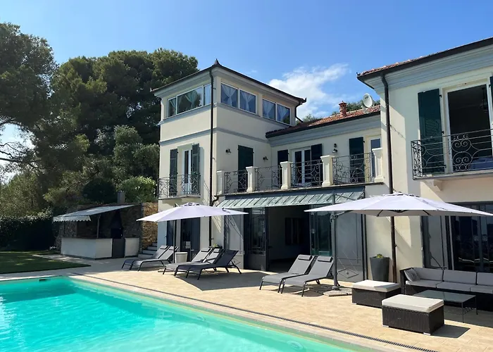 Fabulous Italian With Panoramic Sea View *